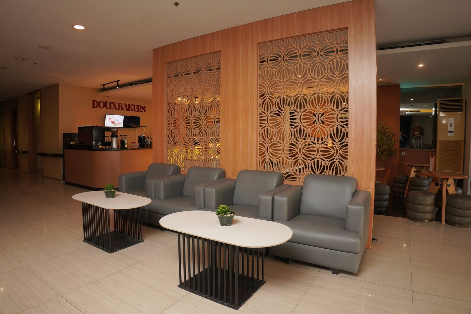Sudut sofa lobby